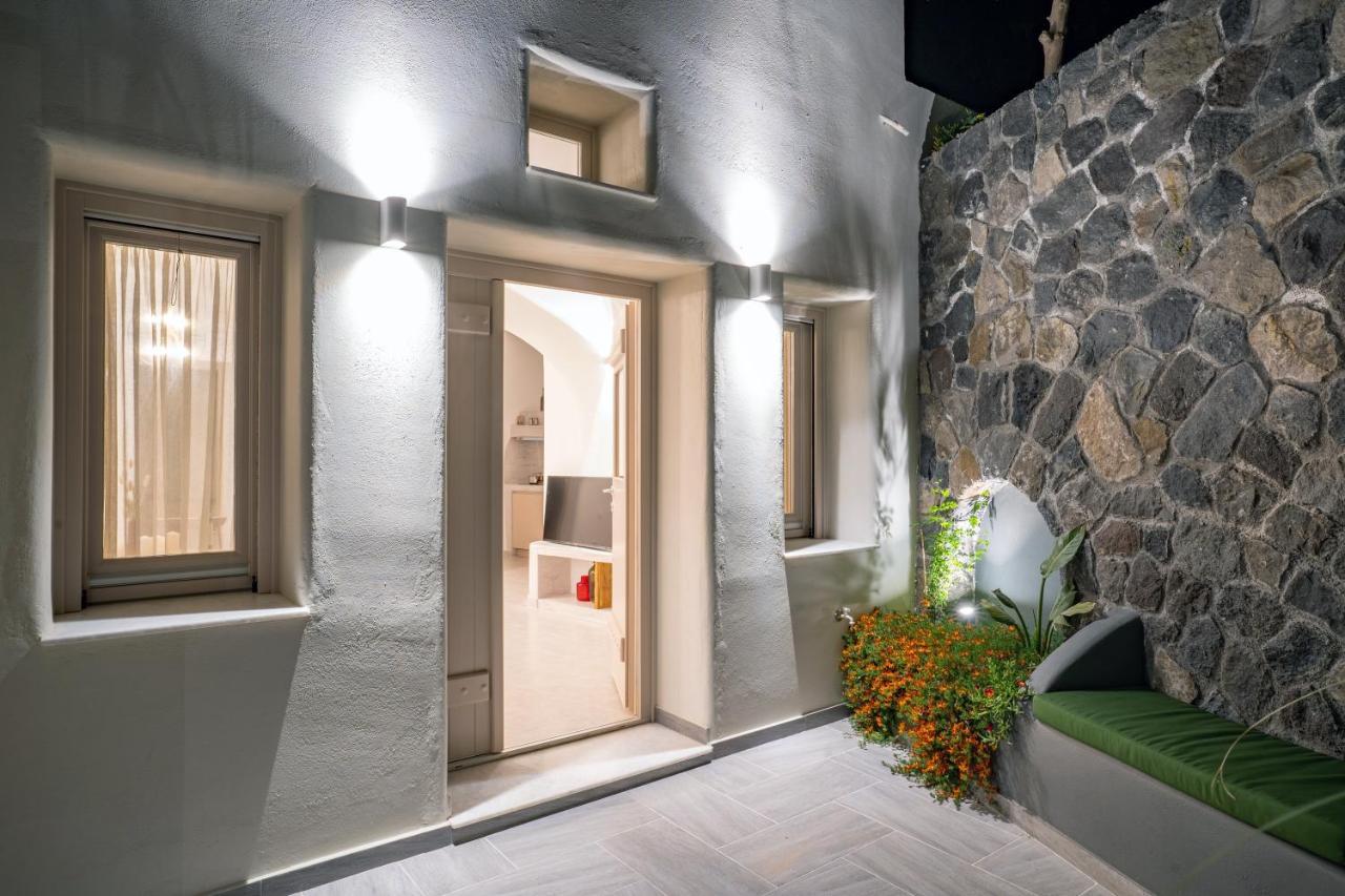 Wine And Yard Caves Hotel Pyrgos Kallistis Exterior photo