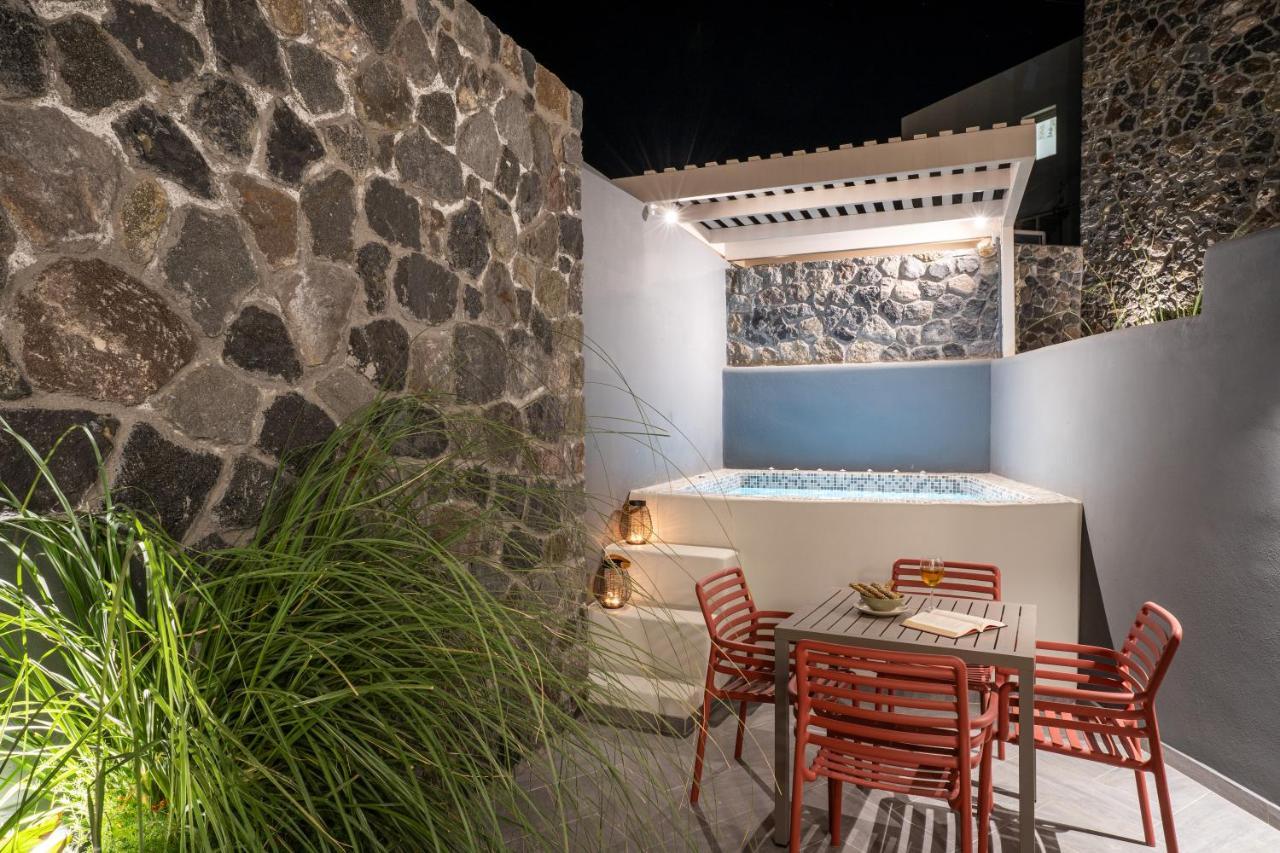 Wine And Yard Caves Hotel Pyrgos Kallistis Exterior photo